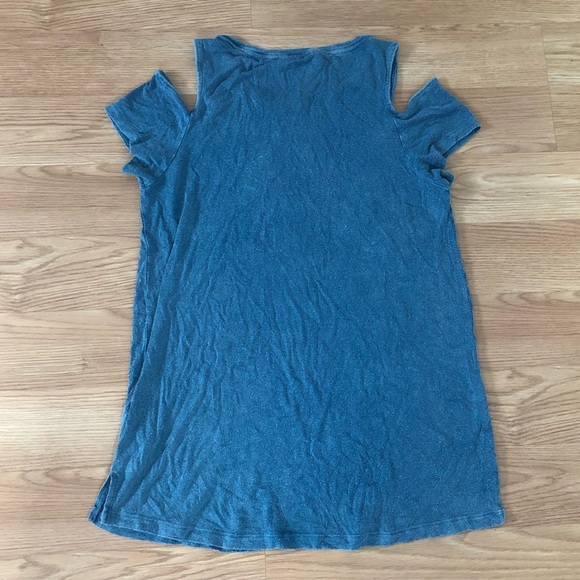 AE soft and sexy top💙 size small - Picture 2 of 3